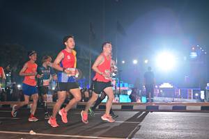 BIB: 
                            <button type="button" onclick="openModal(15066584)" class="btn btn-primary btn-sm float-right btn-popup" data-toggle="modal" data-target=".modal-high-quality">
                        <i class="fas fa-shopping-cart"></i> Add to Cart
                    </button>
                                            <button type="button" onclick="isThisMe(15066584, true)" class="btn btn-success btn-sm float-right btn-popup btn-isme hidden" data-toggle="tooltip" data-placement="bottom" title="นี่คือรูปของคุณใช่ไหม คลิกที่นี่เพื่อเอาเข้าอัลบั้ม">
                        <i class="fas fa-plus"></i> Add to album
                    </button>
                    <button type="button" onclick="isThisMe(15066584, false)" class="btn btn-warning btn-sm float-right btn-popup btn-isnotme hidden">
                        <i class="fas fa-ban"></i> Remove from album
                    </button>